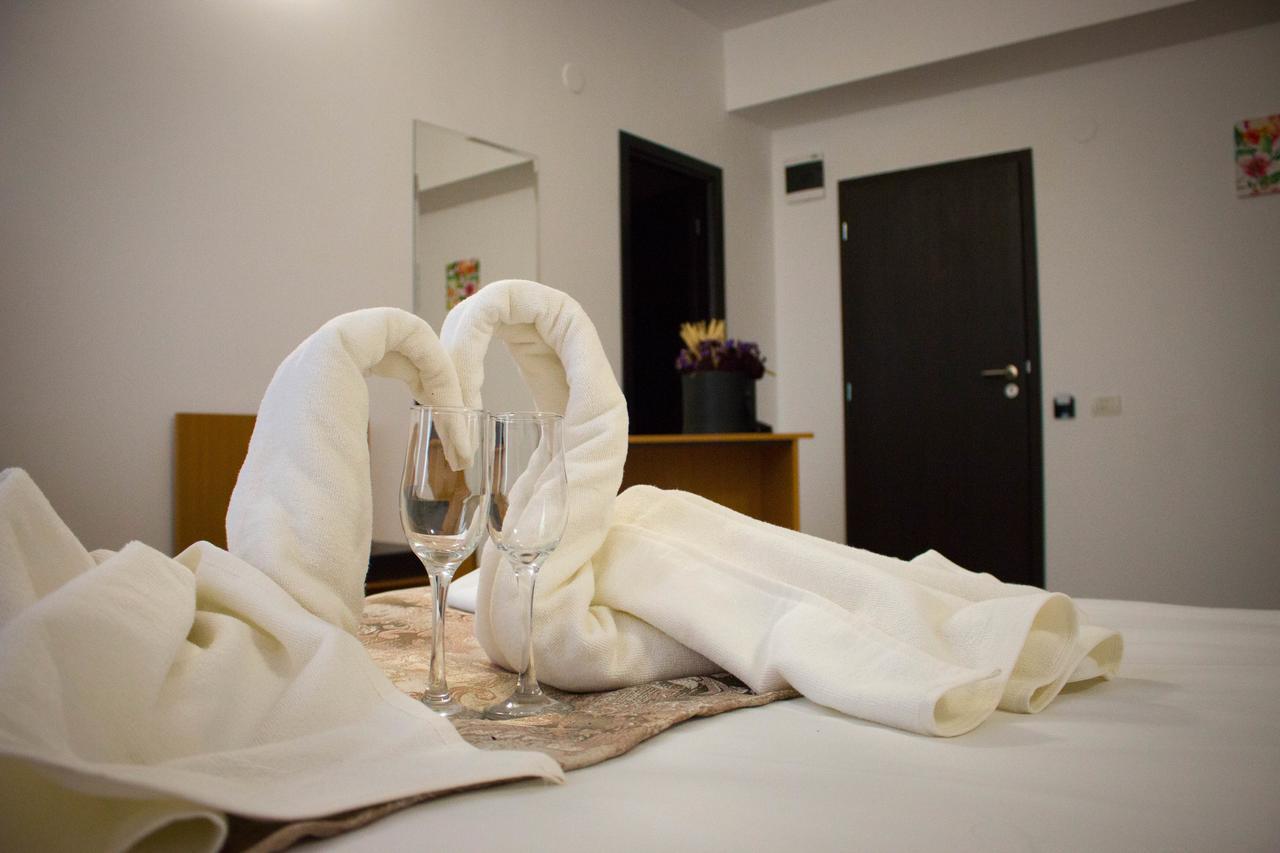 Rent Room N&S Iasi Exterior photo